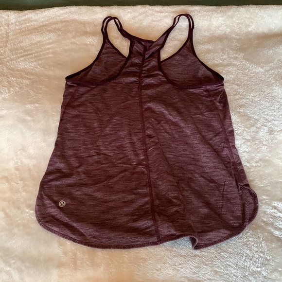 Burgundy tank top - Picture 3 of 3